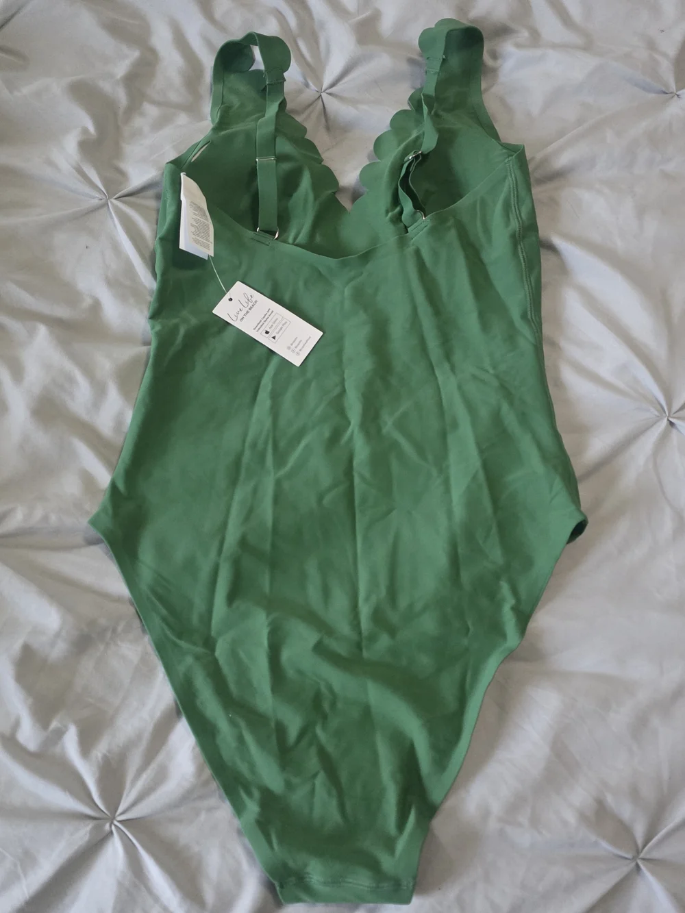 Women’s Scallop-Edge One-Piece Swimsuit - Green - Picture 5 of 6